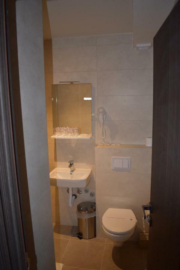 Hotel Zlatni Bor Sokolac  المظهر الخارجي الصورة